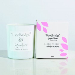 Bougie parfumée Marguerites & Papillons/Butterflies on Daisies 310g- Woodbridge Collection Signature