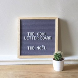 Tableau à lettres  NOËL...