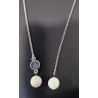 Collier Tac Tac avec perles en céramique blanches