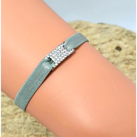 Bracelet élastique médaille rectangulaire avec strass