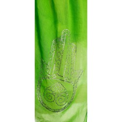 Foulard vert avec motifs main de Fatma argentée