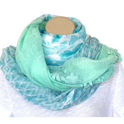 Foulard Tons vert amande et...