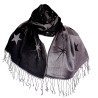Écharpe anthracite motifs Papillons, Fleurs et Toiles