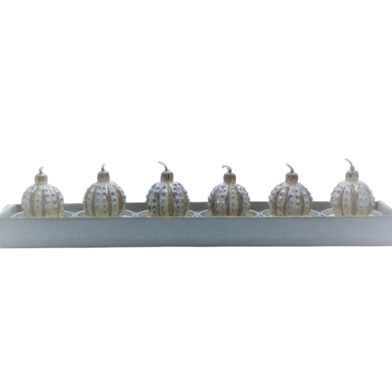 Boite de 6 mini bougies en forme boules de noël