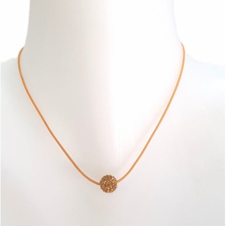 Collier perle sur cordon en coton ciré