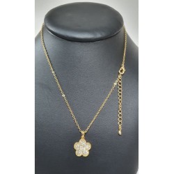 Collier fleur doré pavé de...